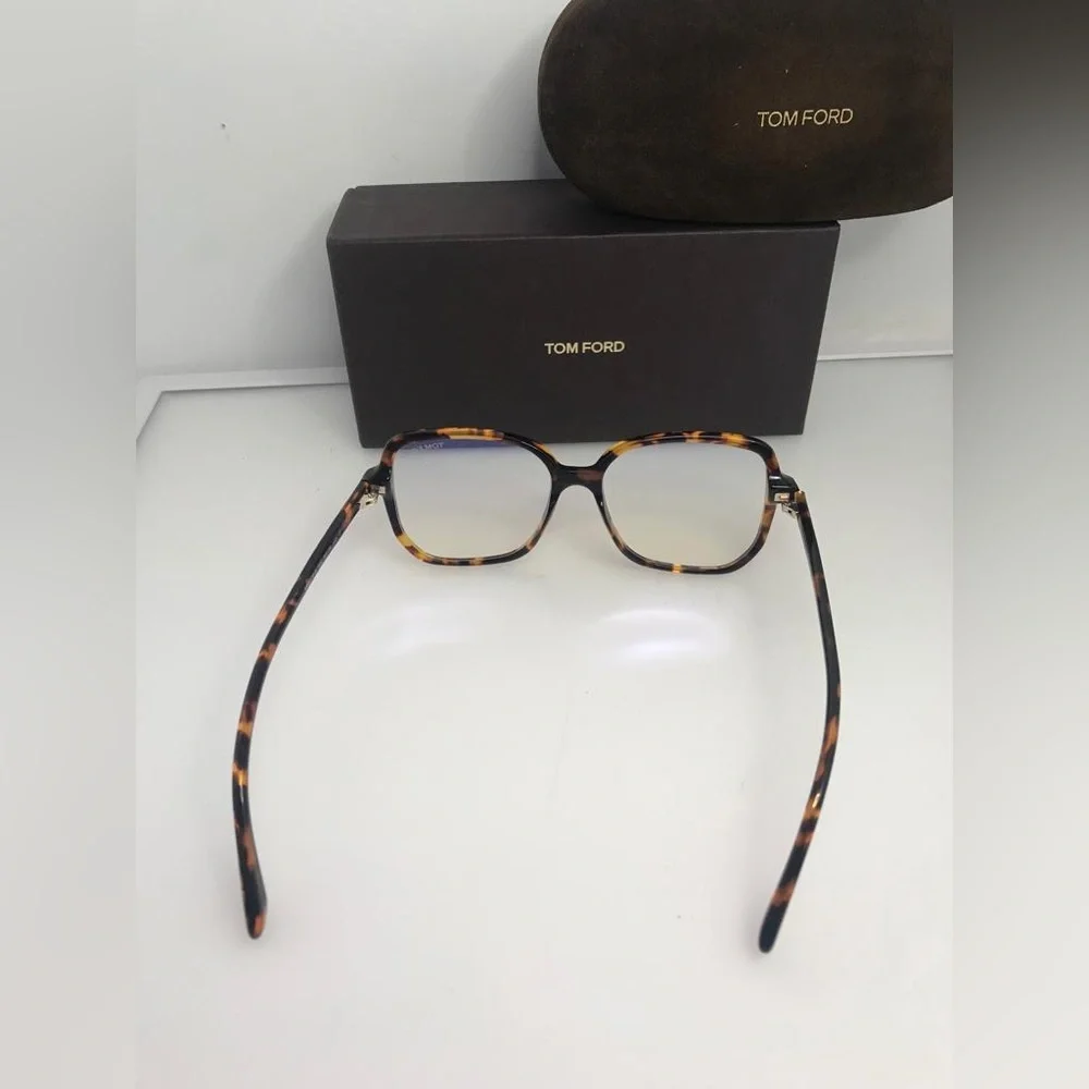 TOM FORD TF5578-B 052 BLUE CONTROL